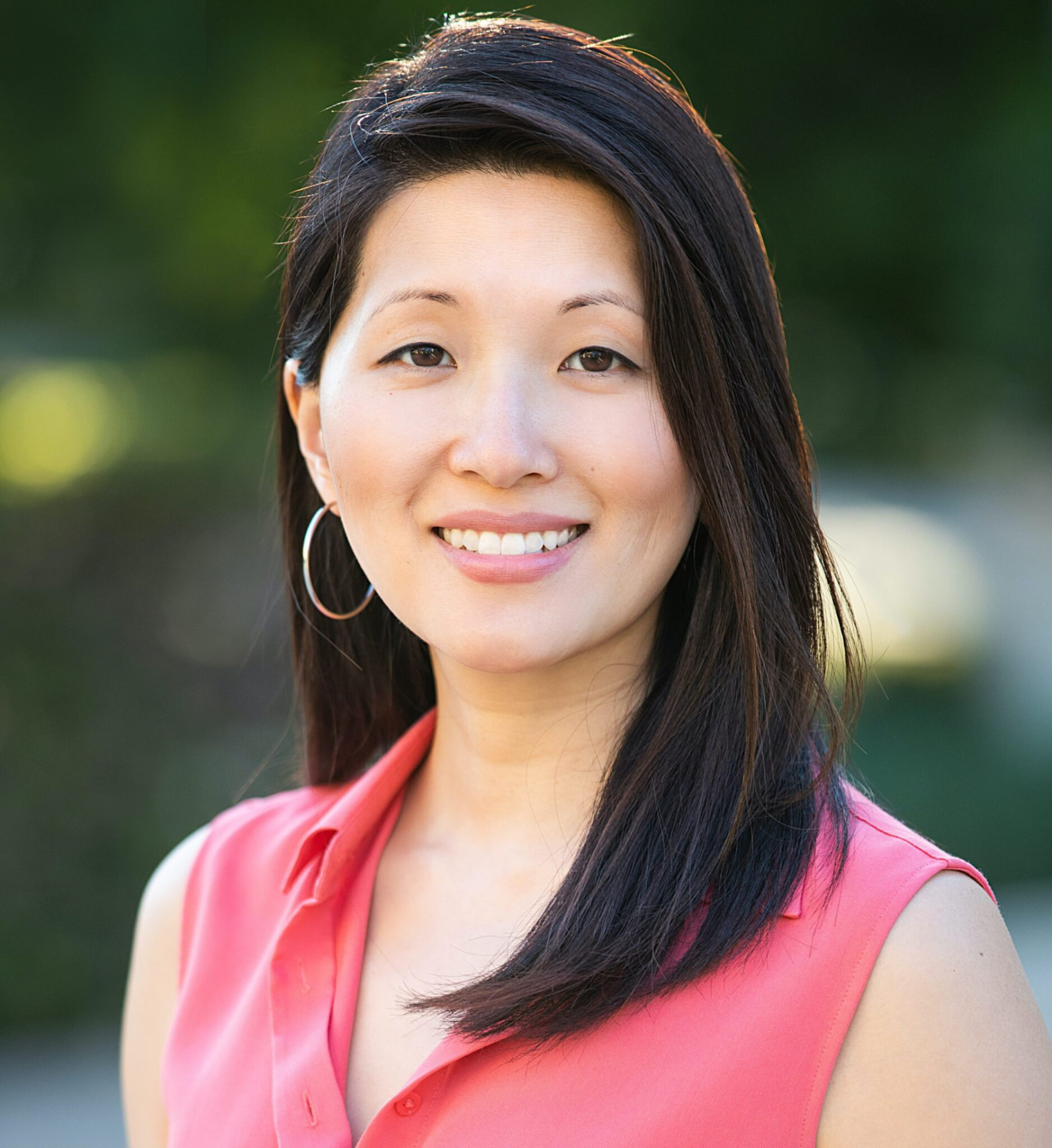 Portrait of Dr. Jane Hong